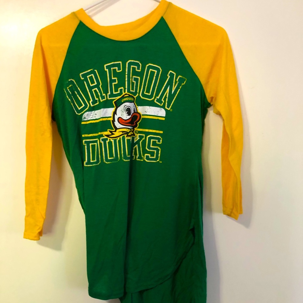 3 for $10** Oregon Ducks tee